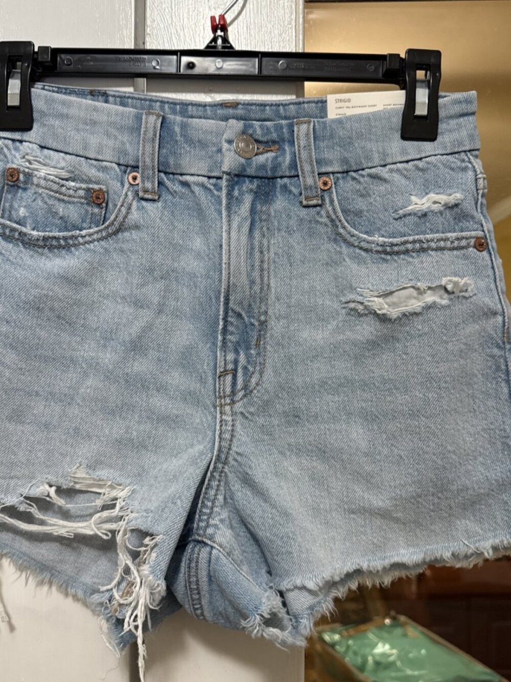 American Eagle Shorts Womens 0 Light Wash Curvy 90s Boyfriend Strigid Distressed